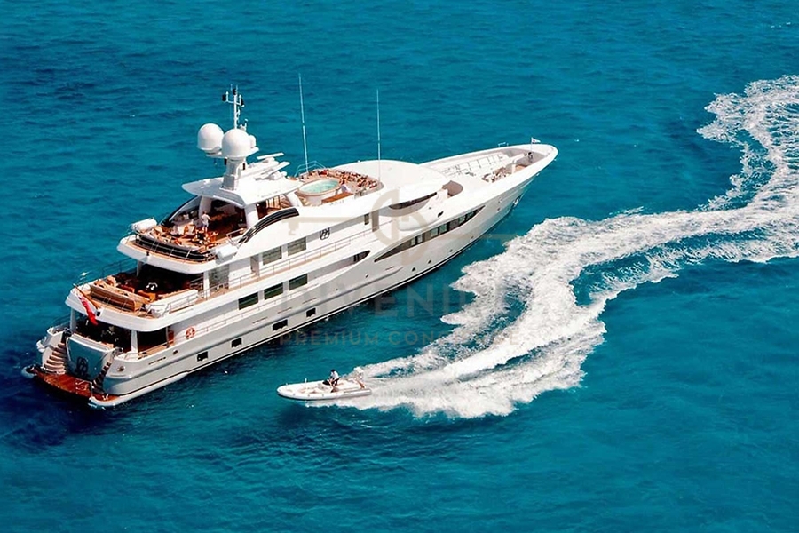 Luxury Yacht Rental