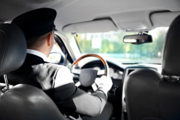 Chauffeurs (Daily & Hourly)